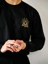 画像をギャラリービューアに読み込む, Fallen Emperor-Long T-Shirts
